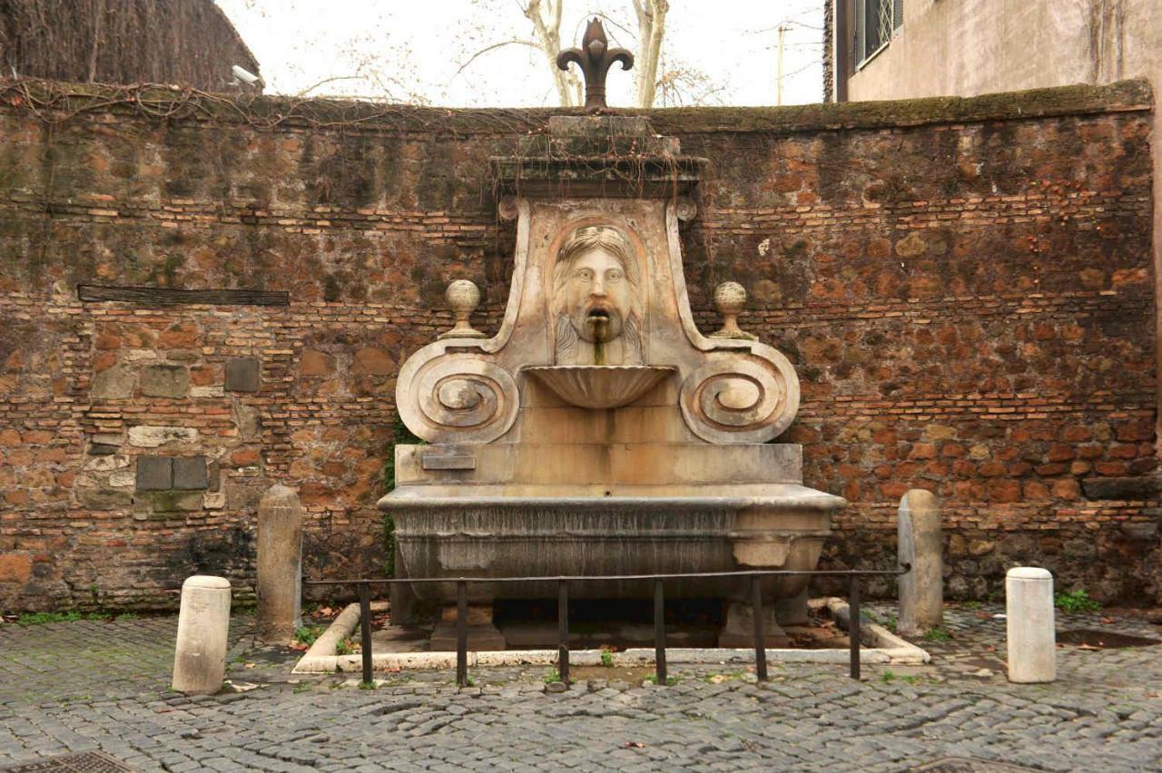Caratteristico Appartamento A Piazza Navona Rome Exterior photo
